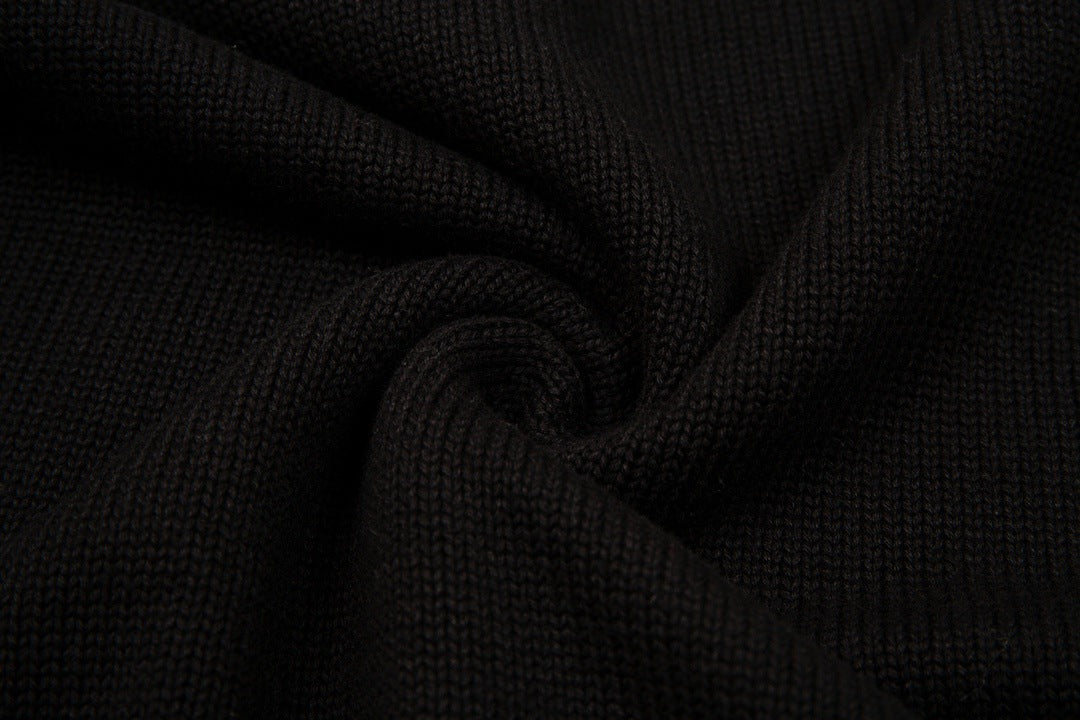 "Heart" - Sweater Black