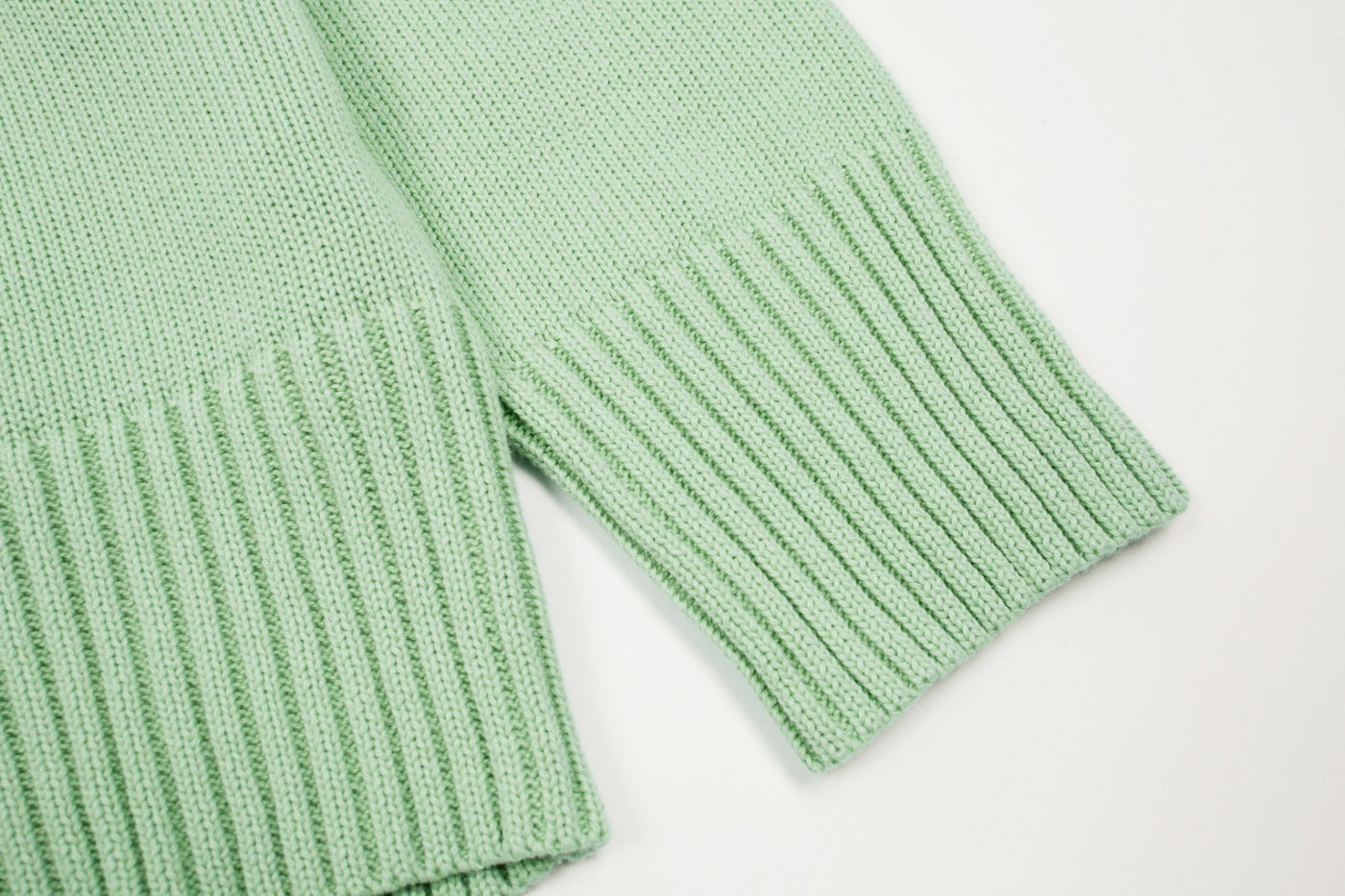 "Heart" - Sweater Mint